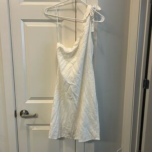 Petal and Pup Kindley one shoulder dress